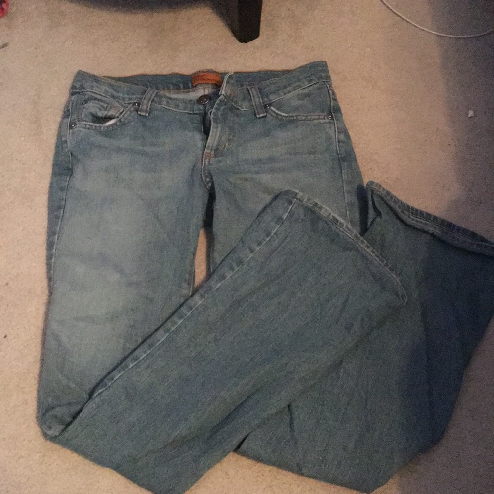 straight leg jeans